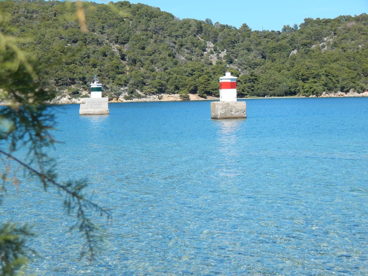 Poseidon Hotell Epidaurus Exteriör bild